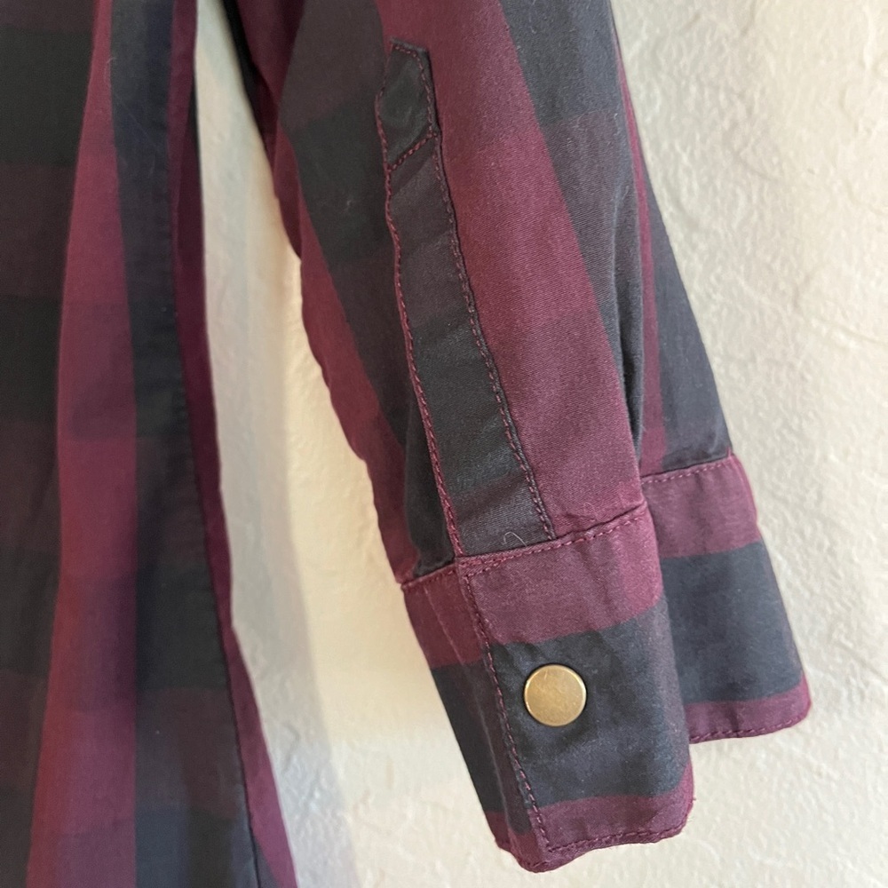 Women's CONVERSE One Star Snap Front 3/4 Sleeve Dress Black Maroon Size Small - Picture 6 of 8